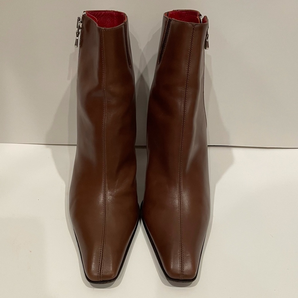 Donald Pliner short boots